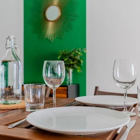 L'ecrin D'emeraude - Parking -airport 15min Apartamento